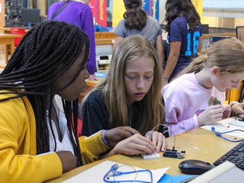 Connections outreach team brings STEM enrichment to area youth